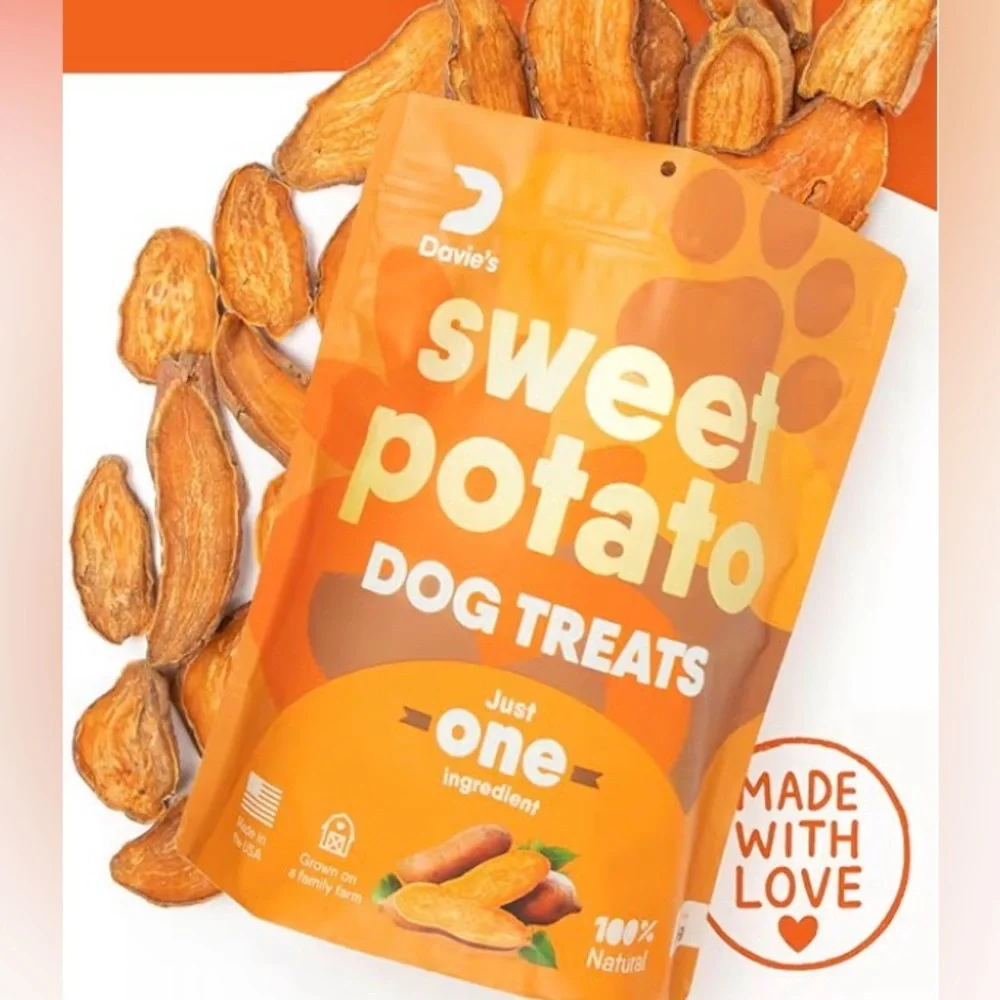 NWT Davie's Naturals Sweet Potato Dog Treats Chews, Low Fat - 1 lb. Bag